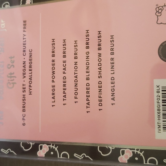 Hello Kitty 6 pc Makeup Brush Set & 2 reusable glass jars - Picture 7 of 12
